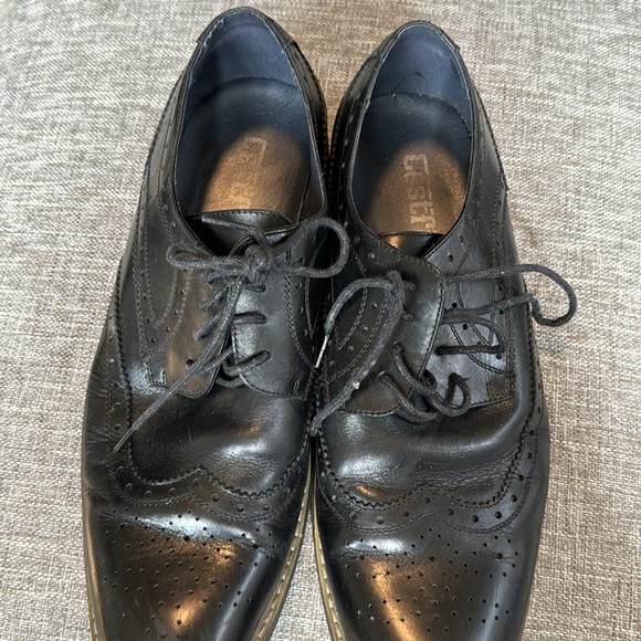 Cestfini Men's Leather Wingtip Lace Up Oxford Dress Shoes - Picture 3 of 11